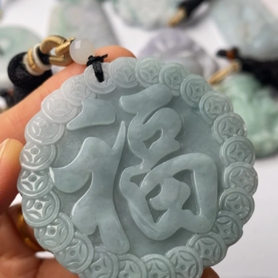 翡翠未镶嵌挂件翡翠