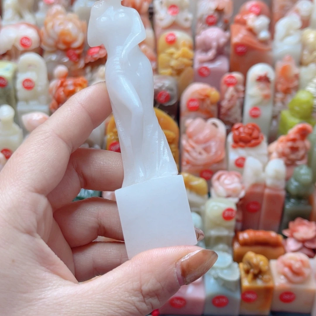 寿山石印石愿****?芙蓉石