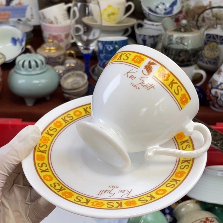 琉璃手工艺品他家瓷器真美…开播了