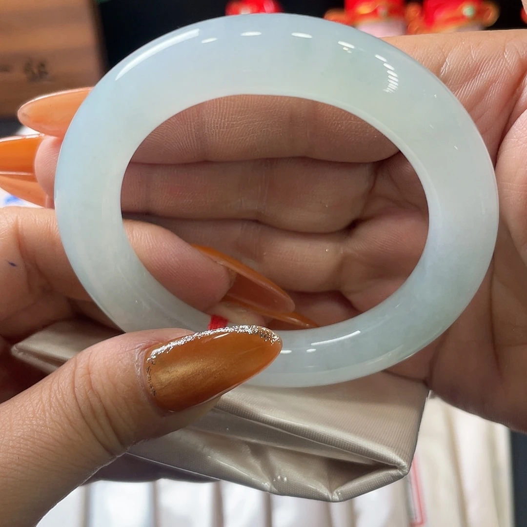 翡翠未镶嵌手镯53.5圆条