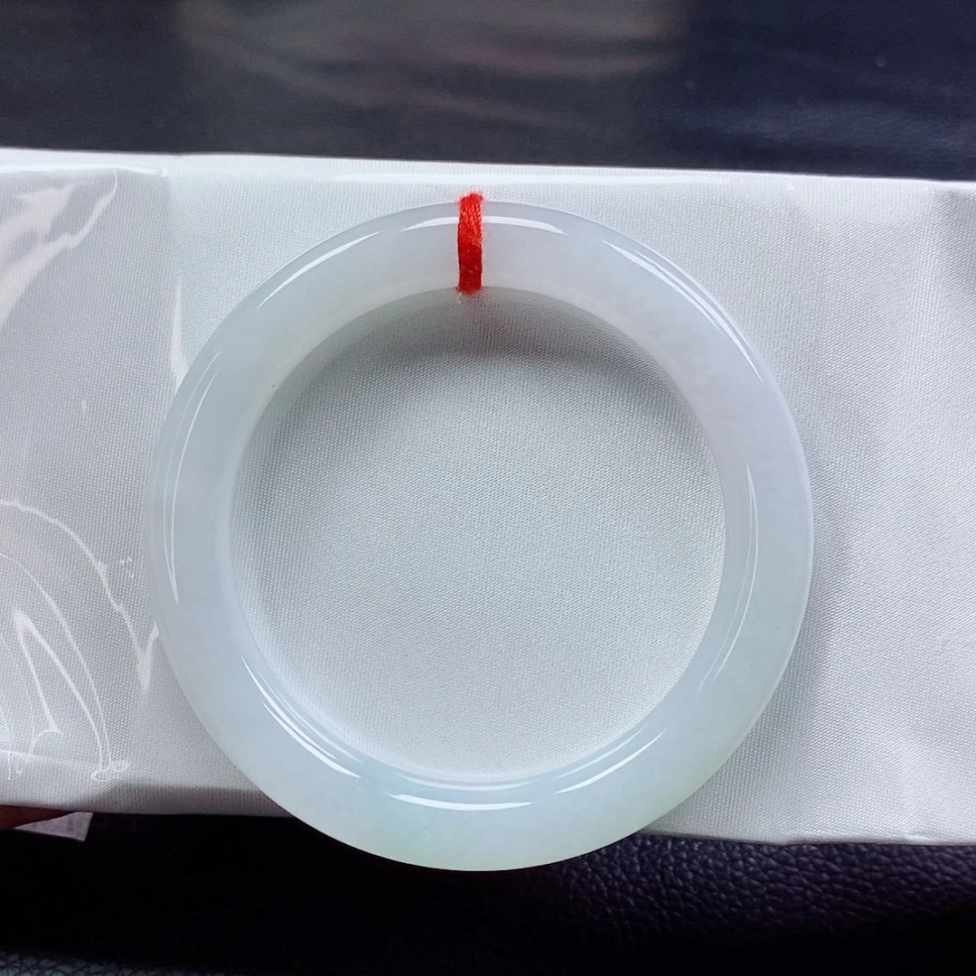 翡翠手镯未镶嵌55圆条