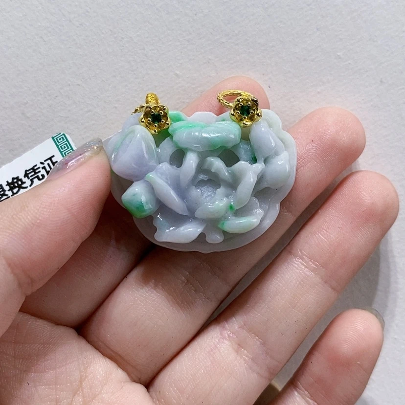 【闪购商品】翡翠未镶嵌颈饰