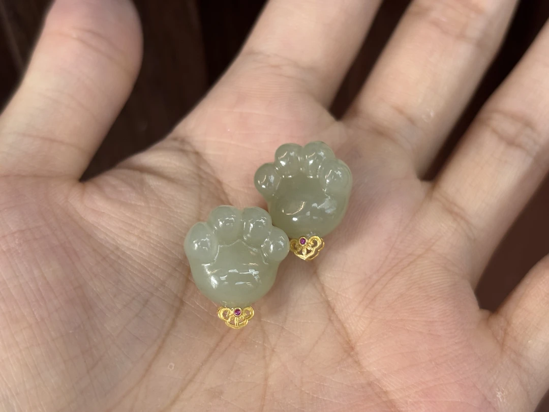 3873和田玉青海料18K金镶嵌猫爪吊坠约15*15*12多样性发其一