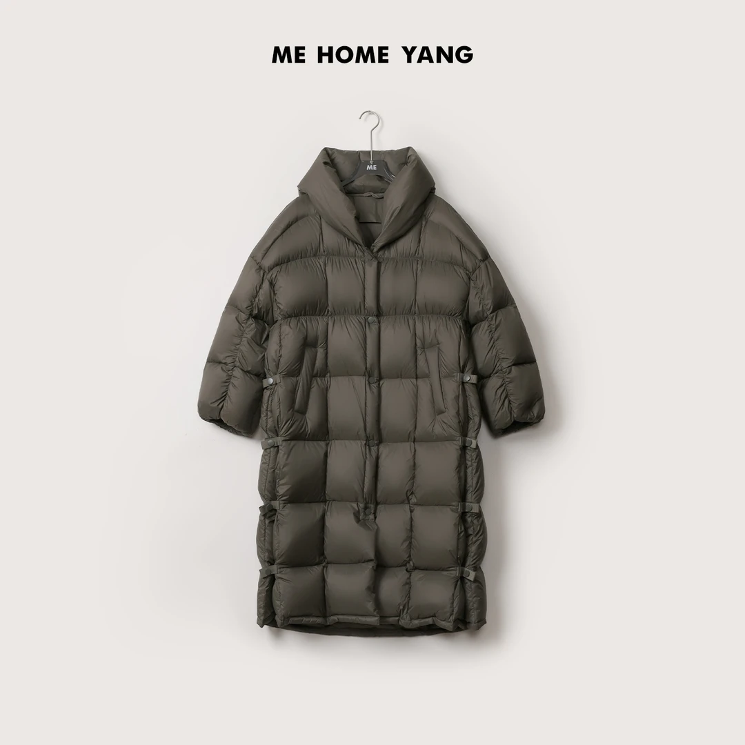 ME【超柔魔方】白鹅绒水光泡芙锁温保暖过膝时尚百搭羽绒服MEQA5508