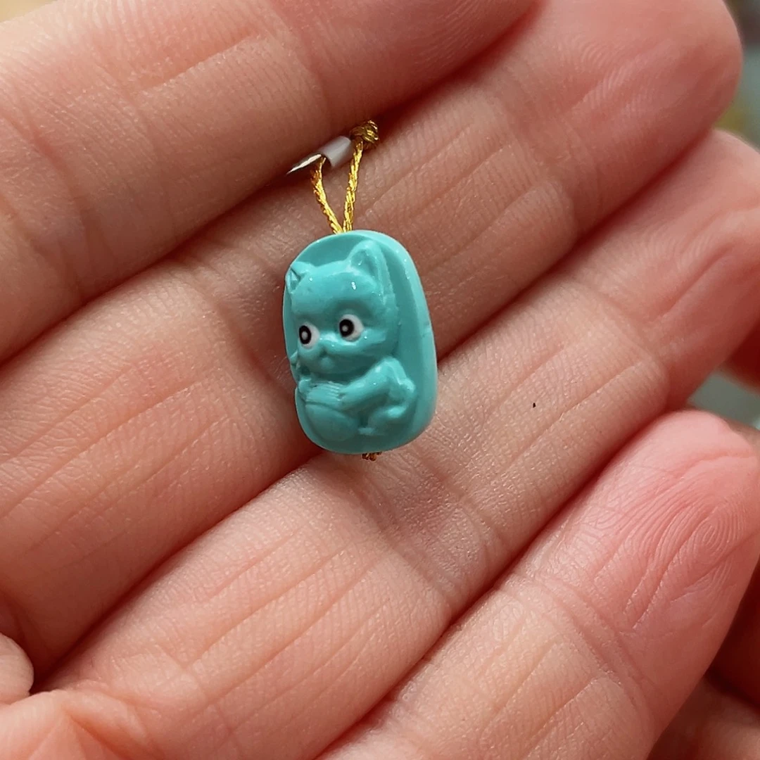 绿松石颈饰未镶嵌