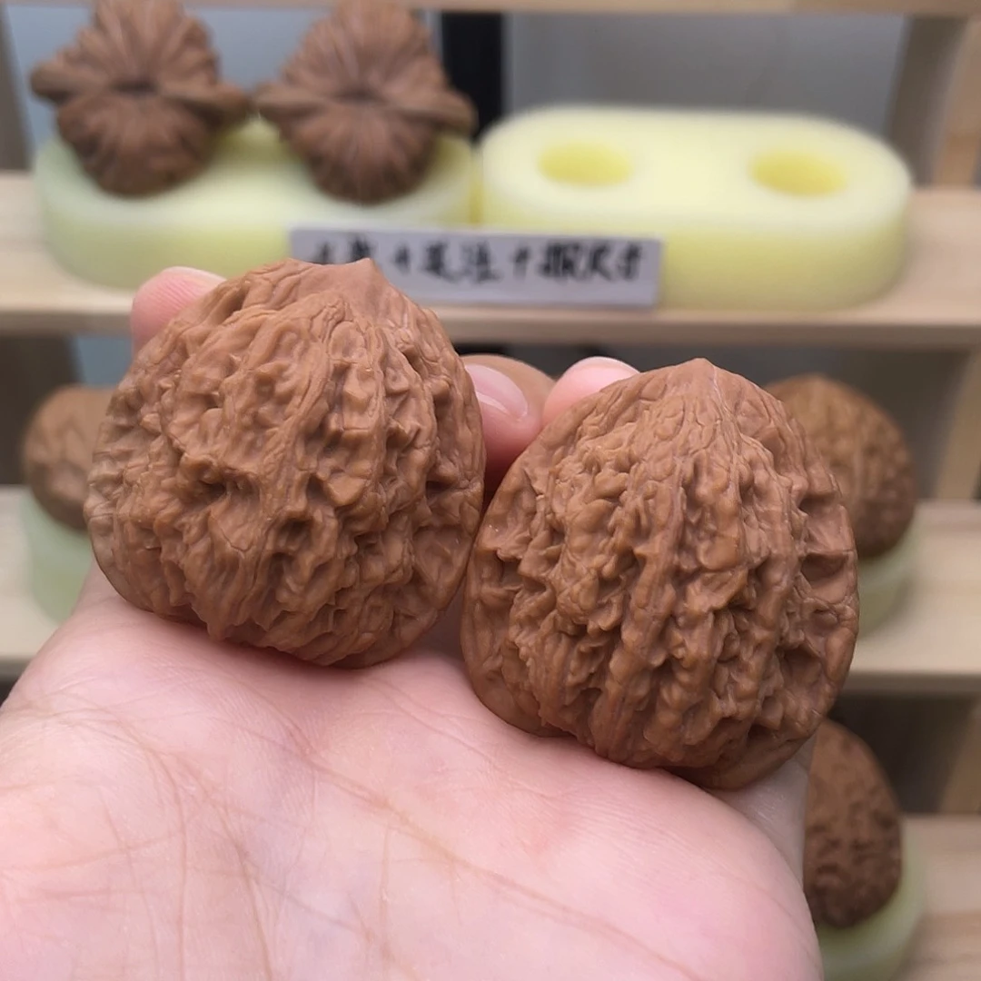 文玩核桃吊坠40虎头全品