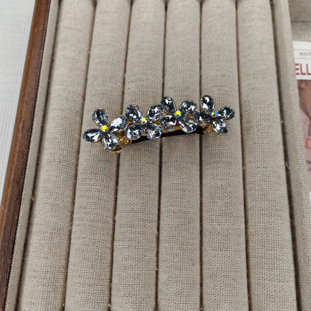 卓菲-原创设计水晶花朵弹簧夹3292