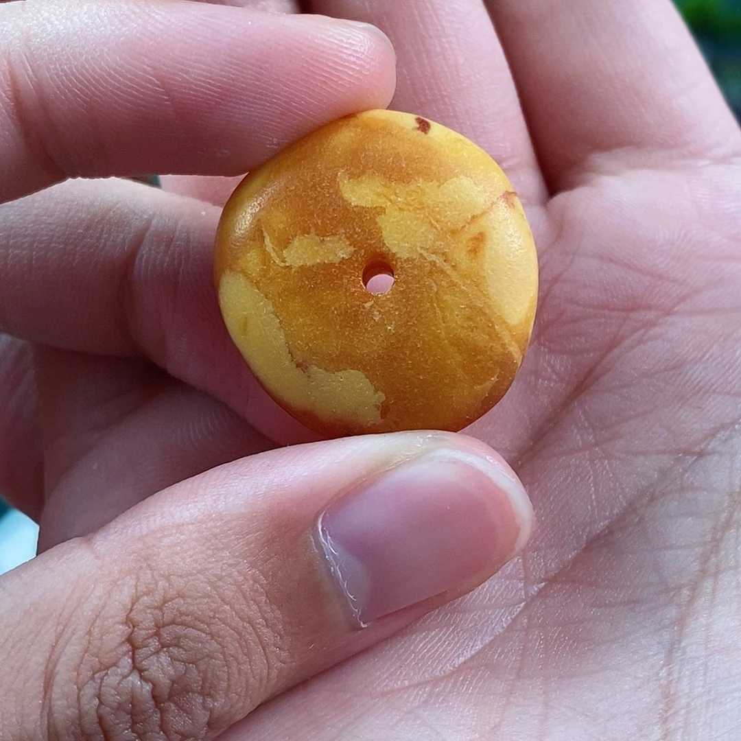 蜜蜡珠宝奇石未镶嵌