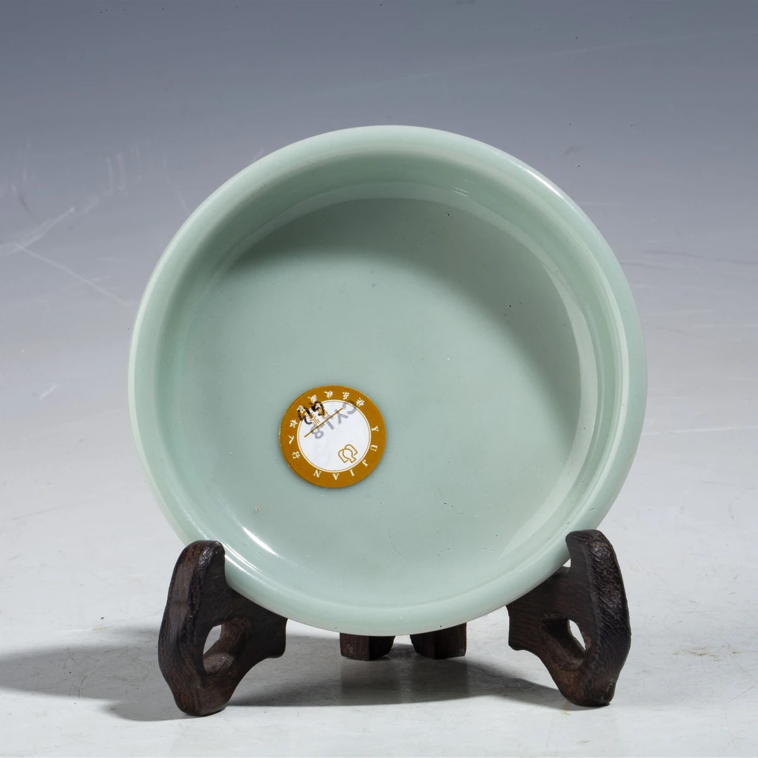 【拍卖-晚清（日本）】·豆青釉小折沿洗