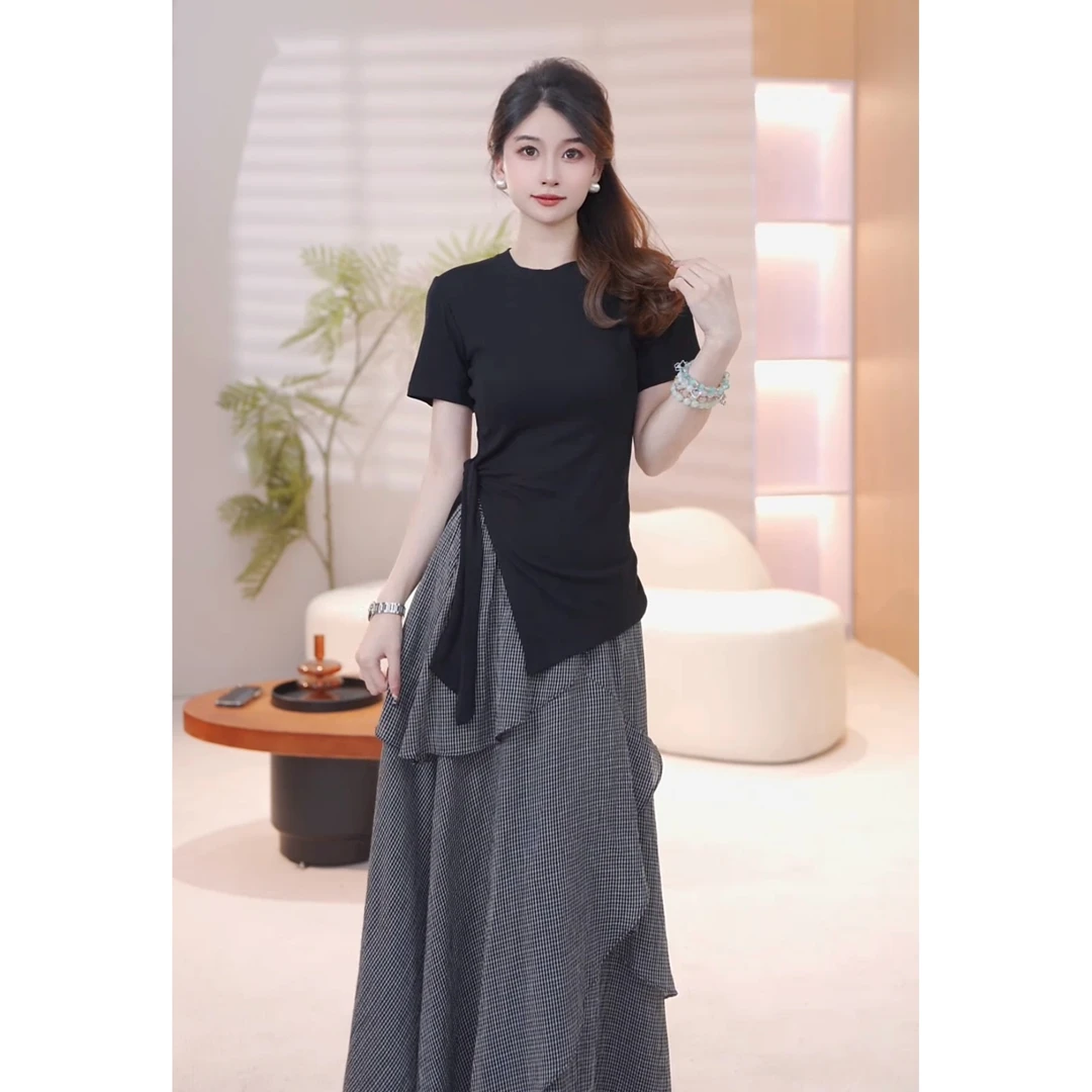 2025黑色格子夏天复古黑白格A字半裙女高腰显瘦伞裙
