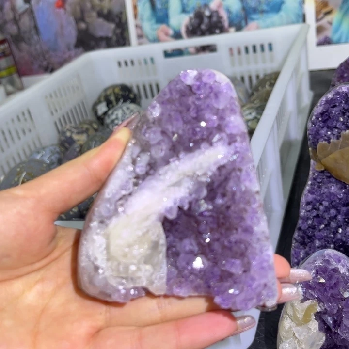 未镶嵌珠宝半成品水晶