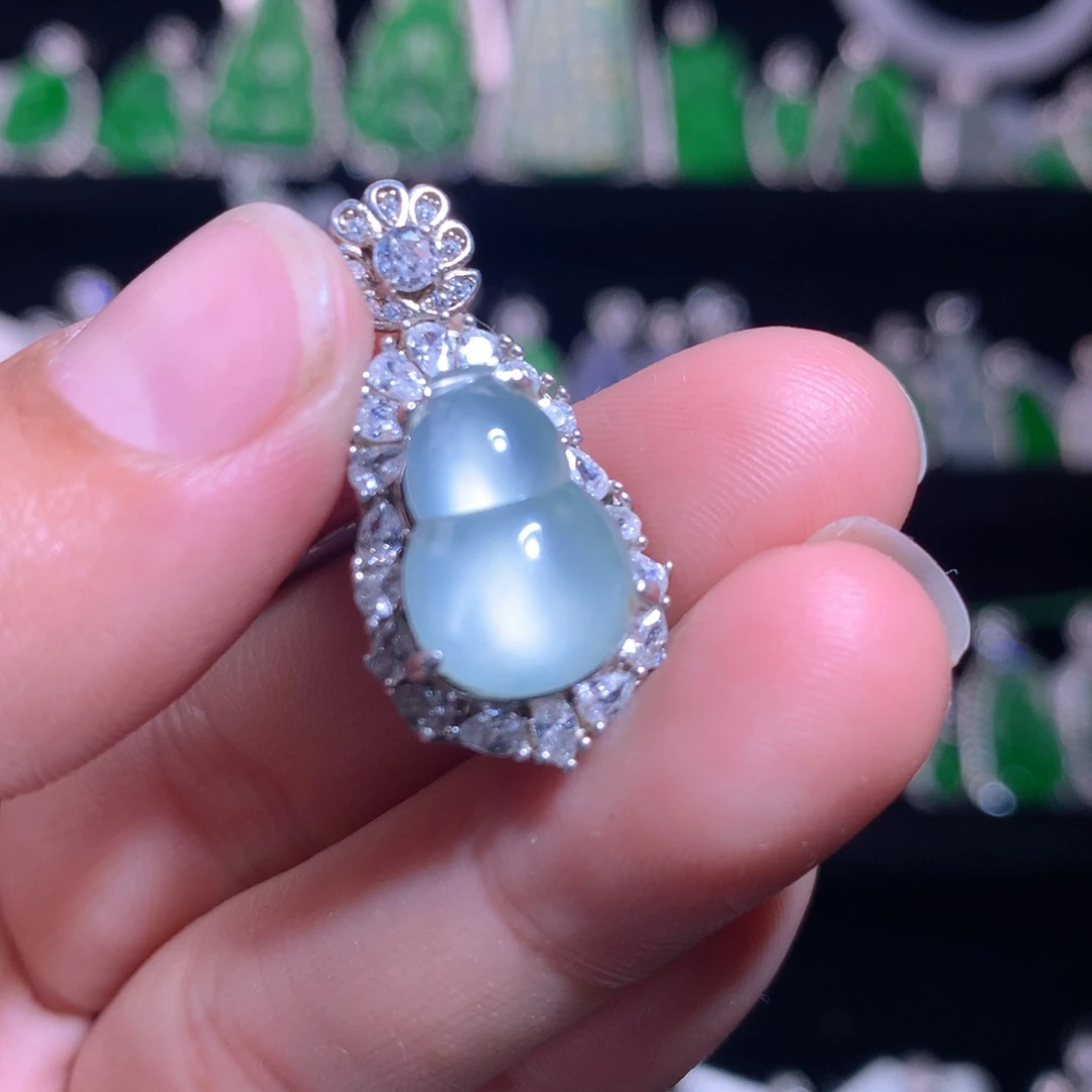 【闪购商品】颈饰银S925镶嵌翡翠天然翡翠