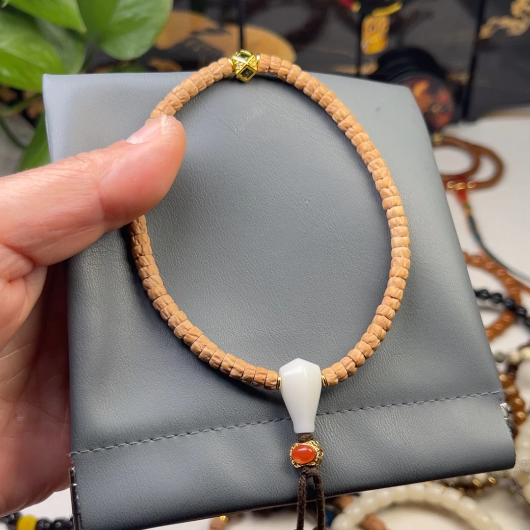 吊坠柏香籽/百香籽34578999754456678