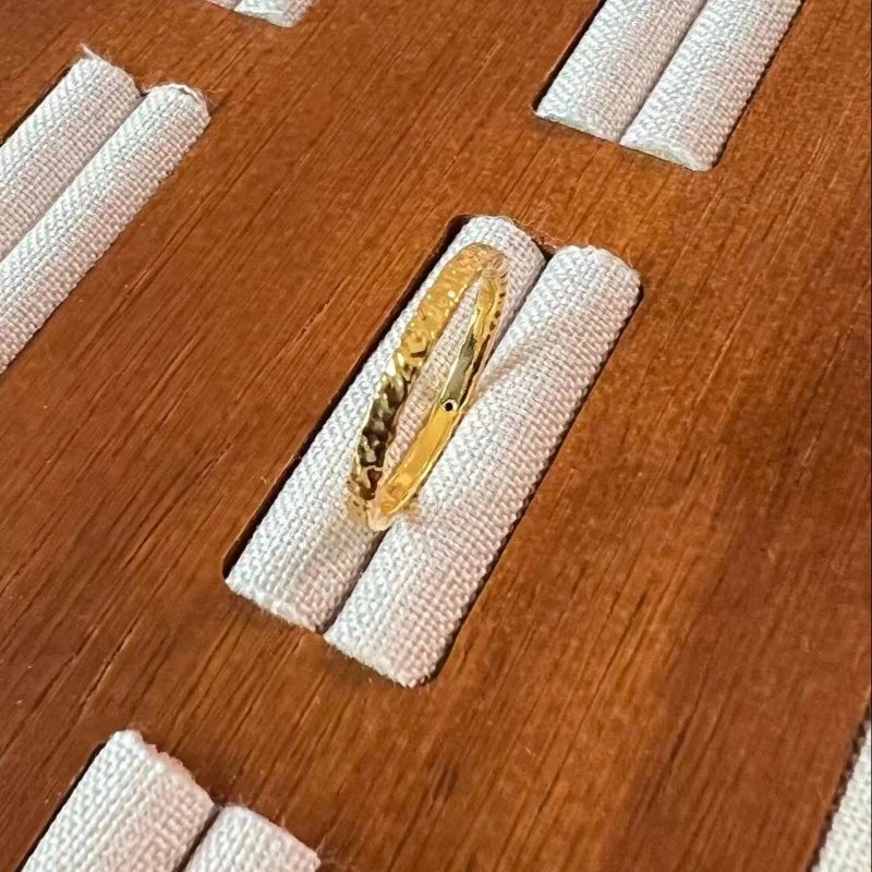 克重0.46 18号 锤纹碎冰冰戒指 足金999