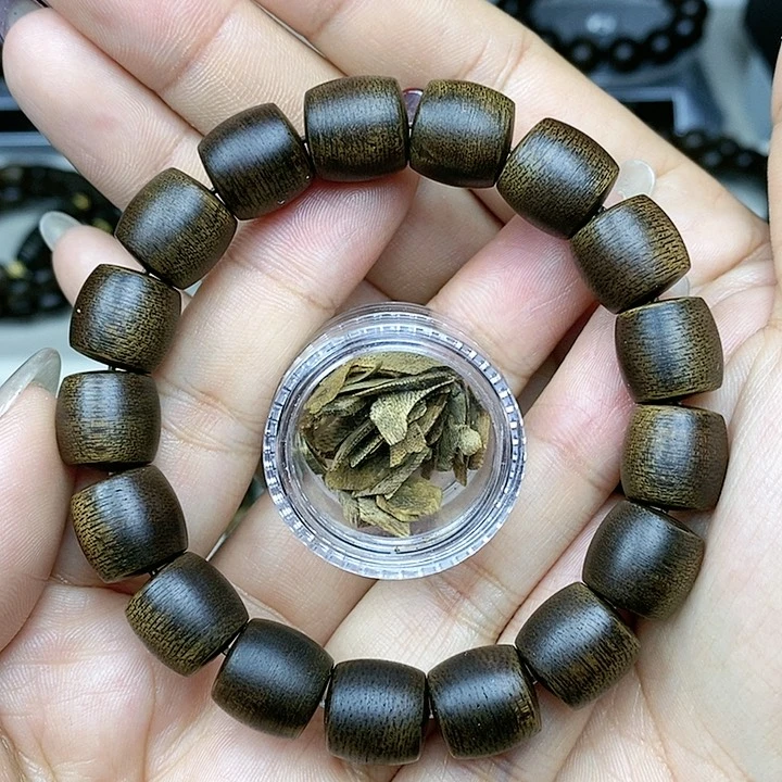 沉香沉香碎屑越南芽庄白奇楠沉水老料1.2