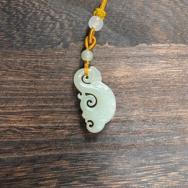 【吉祥如意】天然和田玉冰晴吊坠（多样性发一）