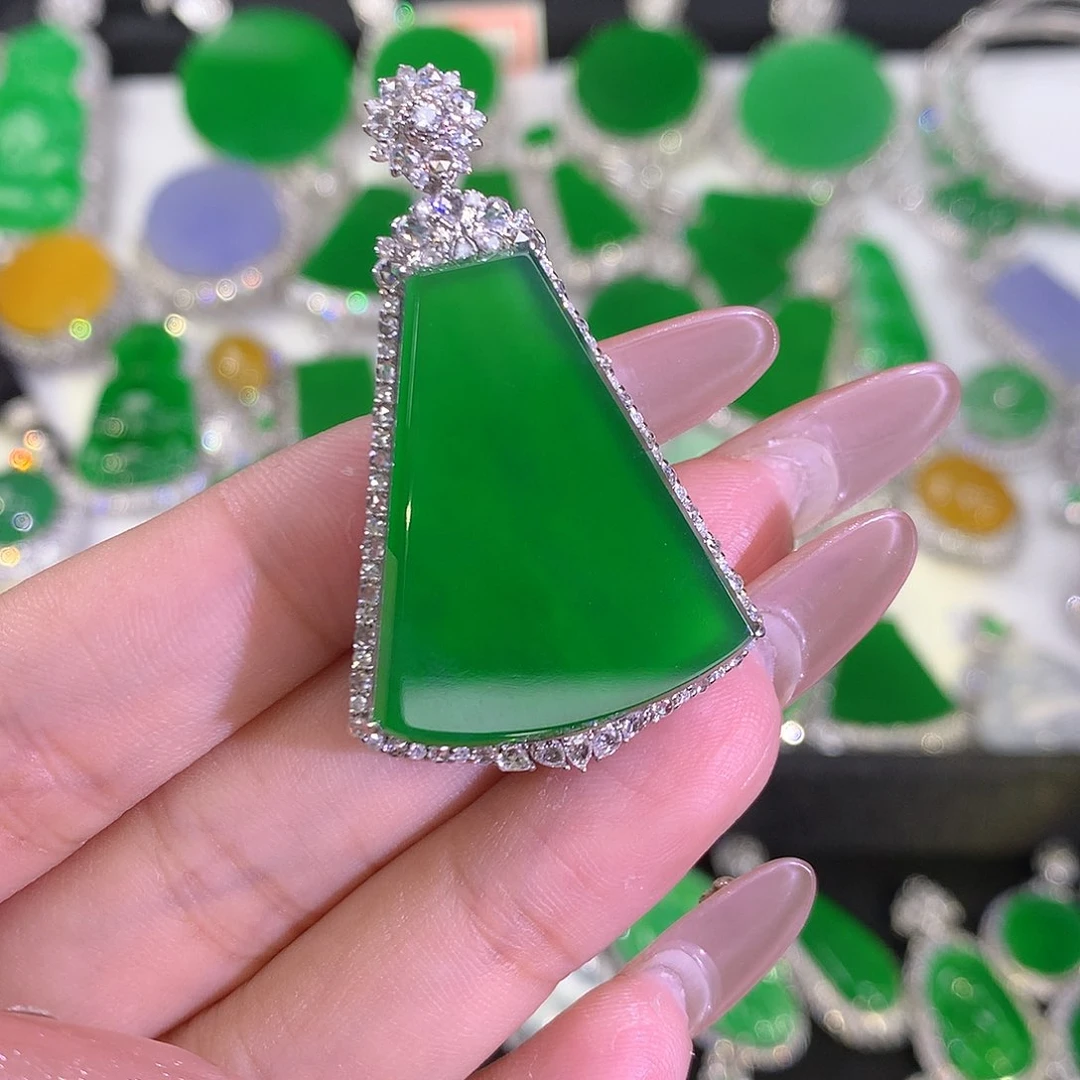 翡翠颈饰18K金镶嵌11111111111