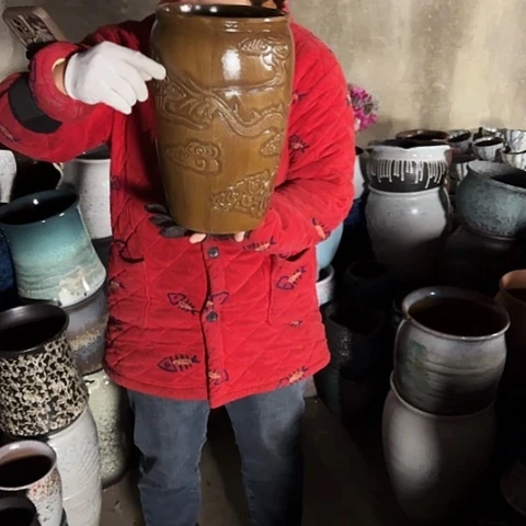 口19高31瑕疵一个。