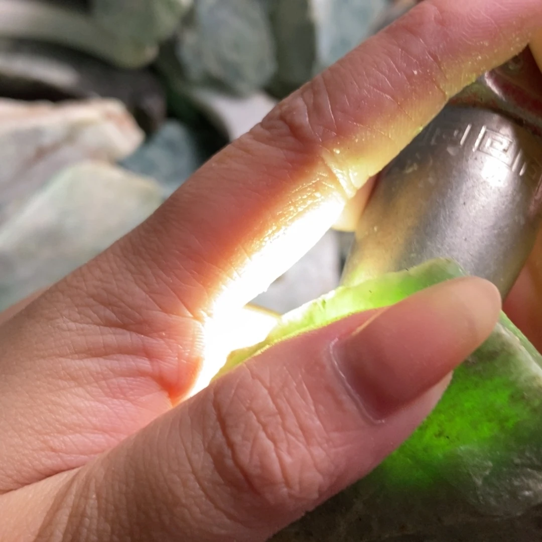 翡翠未镶嵌挂件天然翡翠