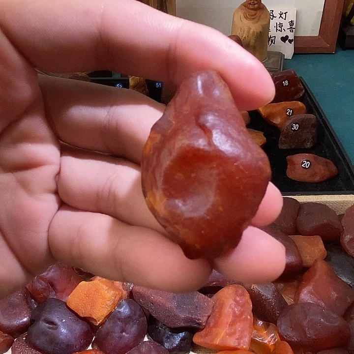 裸石琥珀未镶嵌蜜蜡