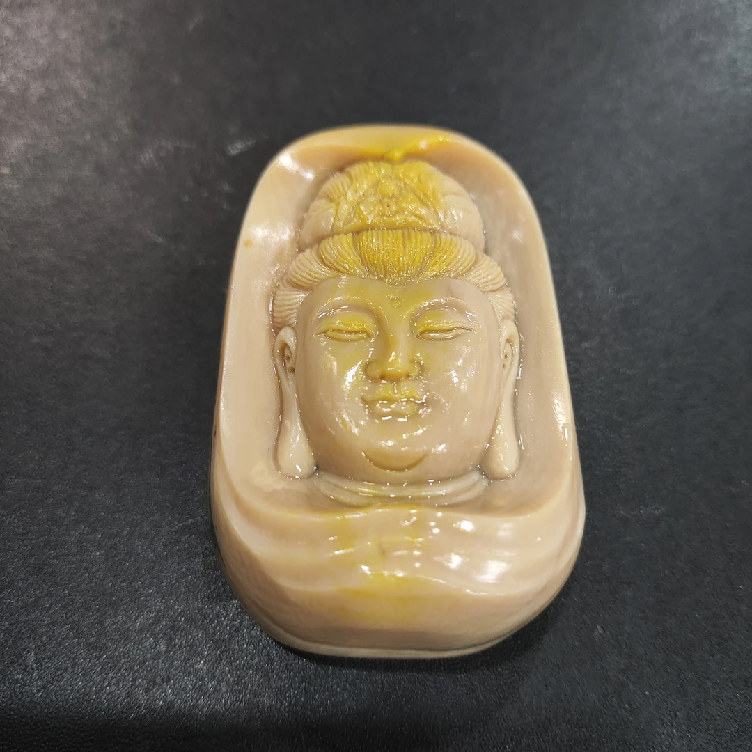 猛犸约74.5克雕刻件BC3248