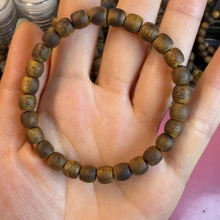 沉香沉香碎屑莺歌绿奇楠06鼓珠3.6克