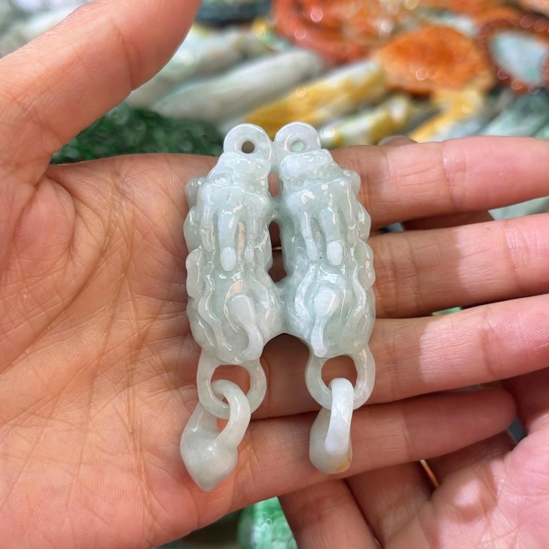 翡翠颈饰未镶嵌待编款