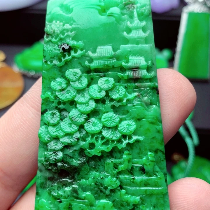 翡翠未镶嵌吊坠(不含链)