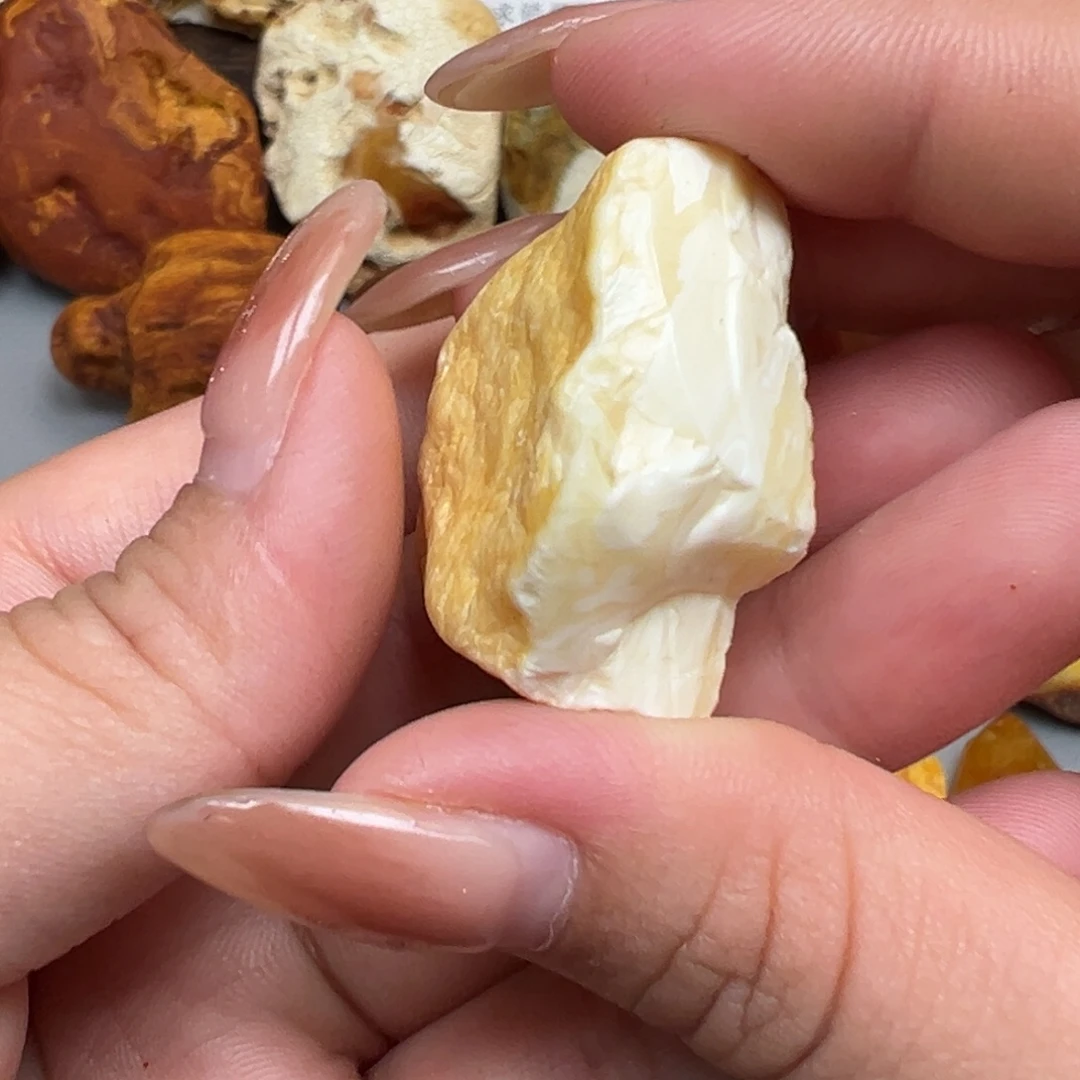 未镶嵌定制琥珀蜜蜡
