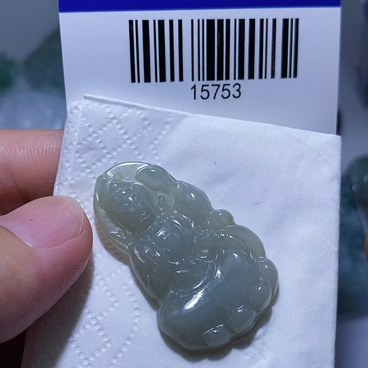 翡翠未镶嵌颈饰天光墟翡翠市场现金代购
