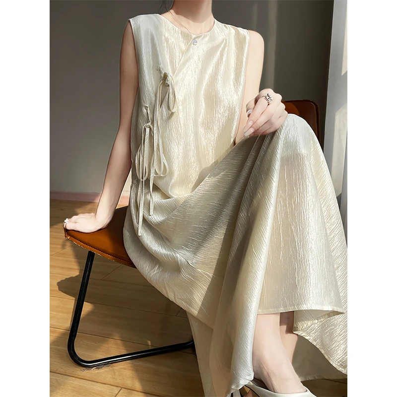 新中式盘扣系带背心裙夏季国风复古气质显瘦设计感小众无袖连衣裙