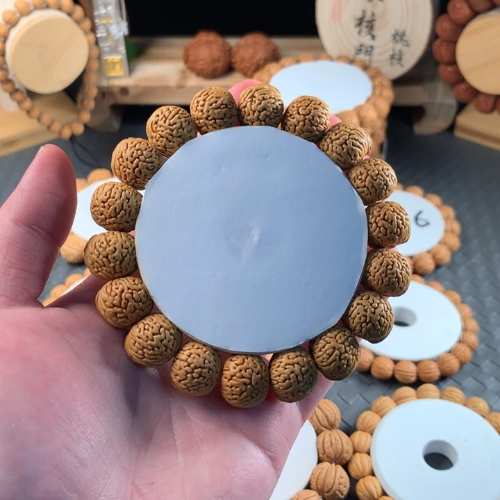 桃核手串龙鳞苹果圆