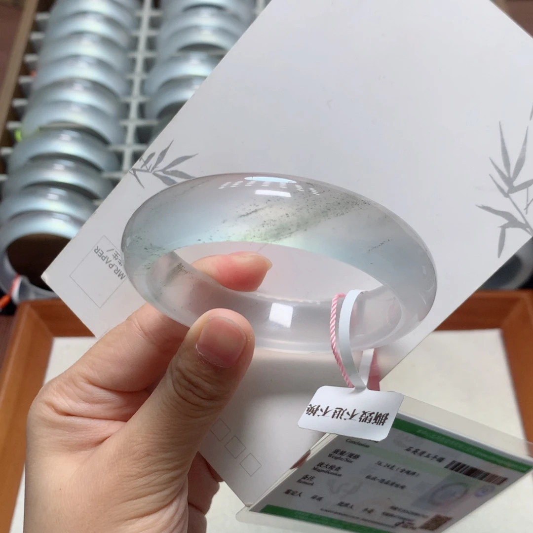 石英质玉未镶嵌手镯6A不锈钢黑钢➕斜纹飘花