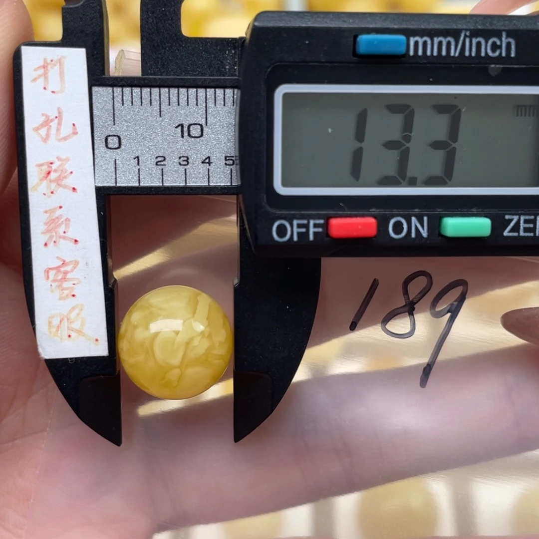 蜜蜡裸石未镶嵌哇*.蜜蜡