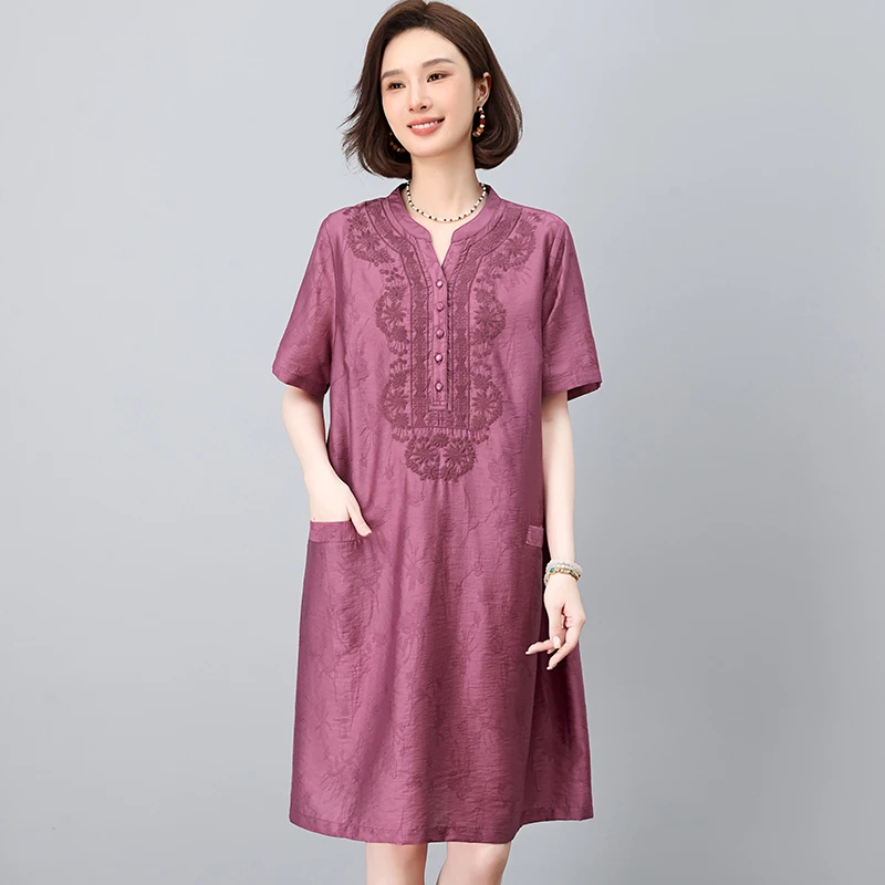 高端连衣裙女夏季2025新款中年妈妈休闲宽松遮肚显瘦刺绣中长裙子