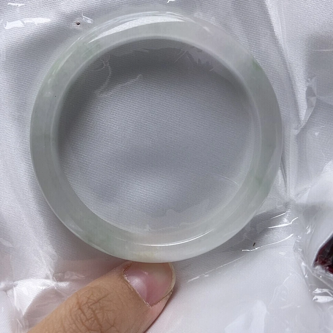 翡翠未镶嵌手镯54.8圈