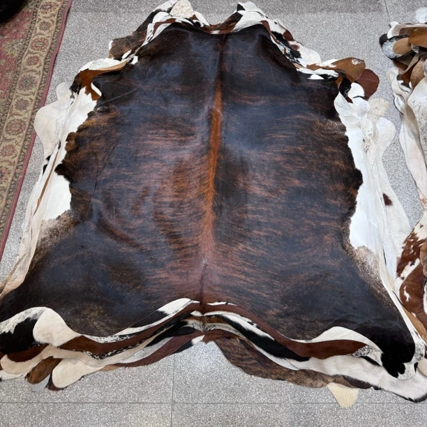 【本尼家】Z701 230×215专拍牛皮地毯