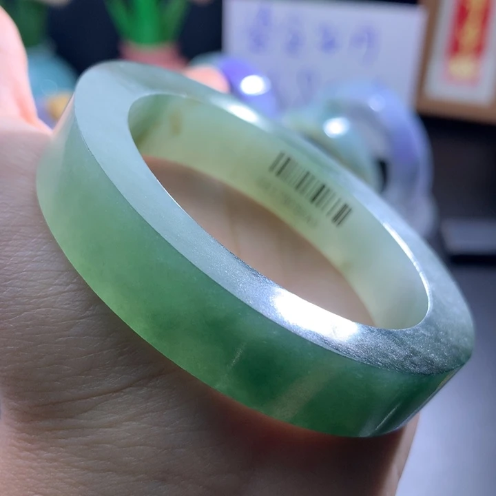 定制翡翠翡翠手镯未镶嵌