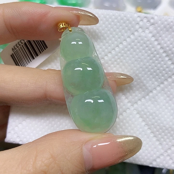 翡翠18K金镶嵌颈饰挂件