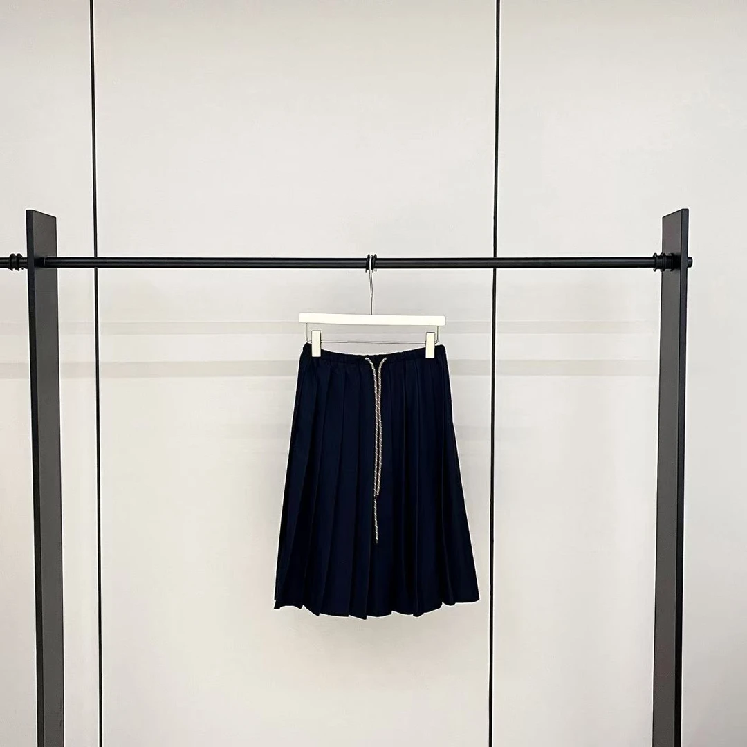 【MAODOU】5410 星月鎏光 气质显瘦百搭黑色不规则女士半身裙