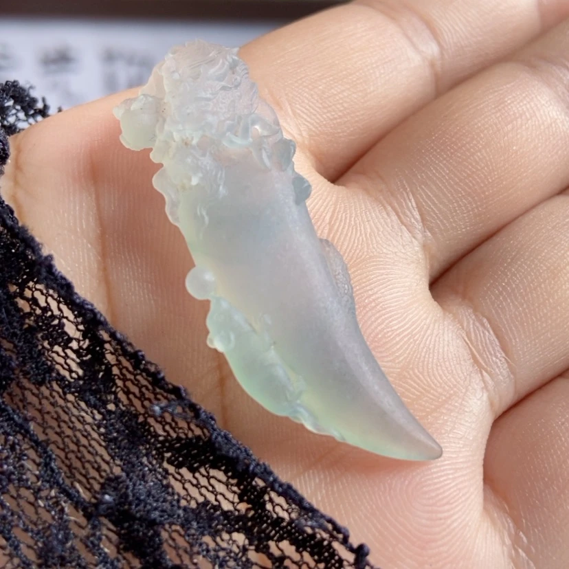【闪购商品】未镶嵌定制翡翠龙牙