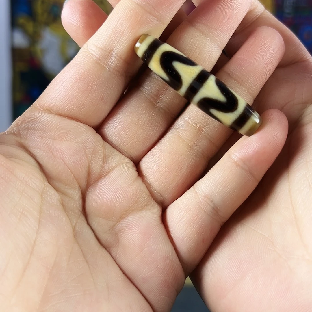 玛瑙/玉髓合金颈饰～张魁