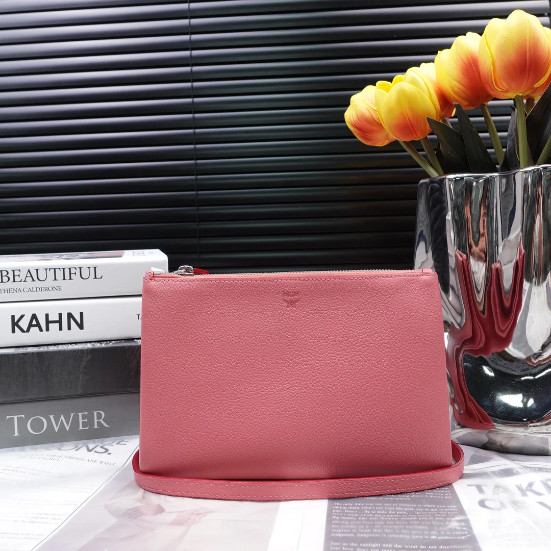 95新 MCM 单肩包/T10230308