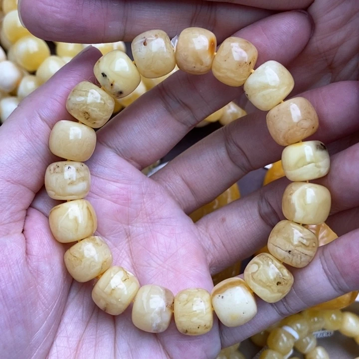 未镶嵌琥珀珠宝奇石3