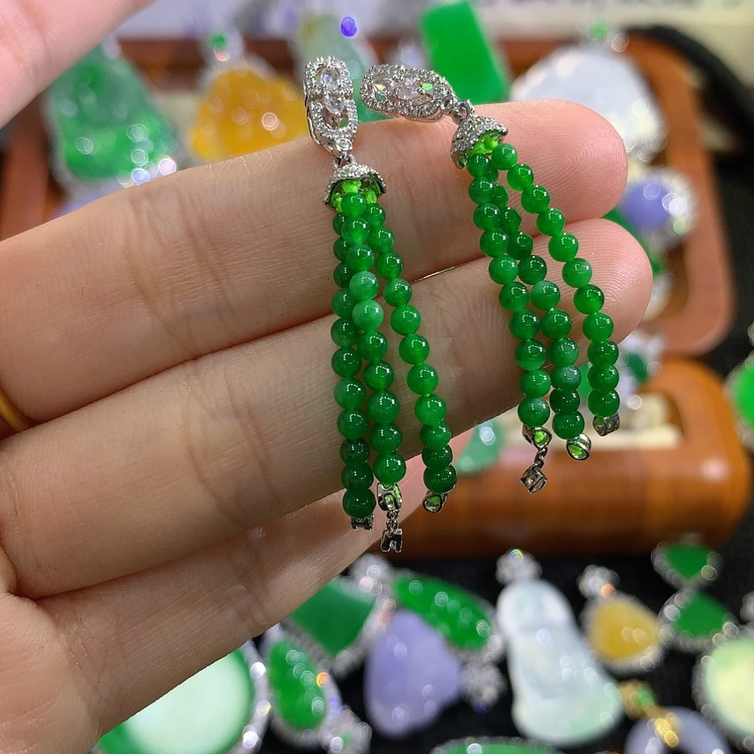 翡翠18K金镶嵌颈饰珠