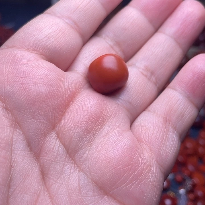 青***丝南红玛瑙未镶嵌珠宝半成品
