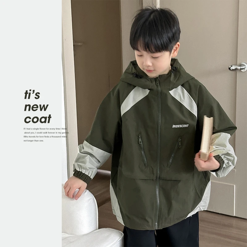 【现货】2025男童外套春秋儿童休闲外套韩版拼色防风连帽宽松新款
