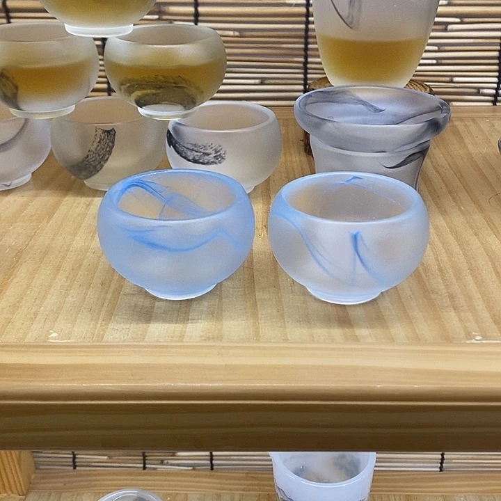 用***6琉璃手工艺品磨砂蓝小杯2个