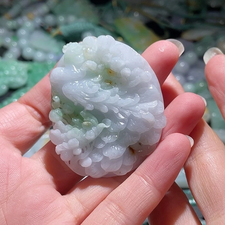 颈饰未镶嵌翡翠天