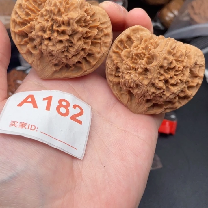 吊坠文玩核桃核桃
